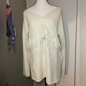Listicle knit Sweater size medium